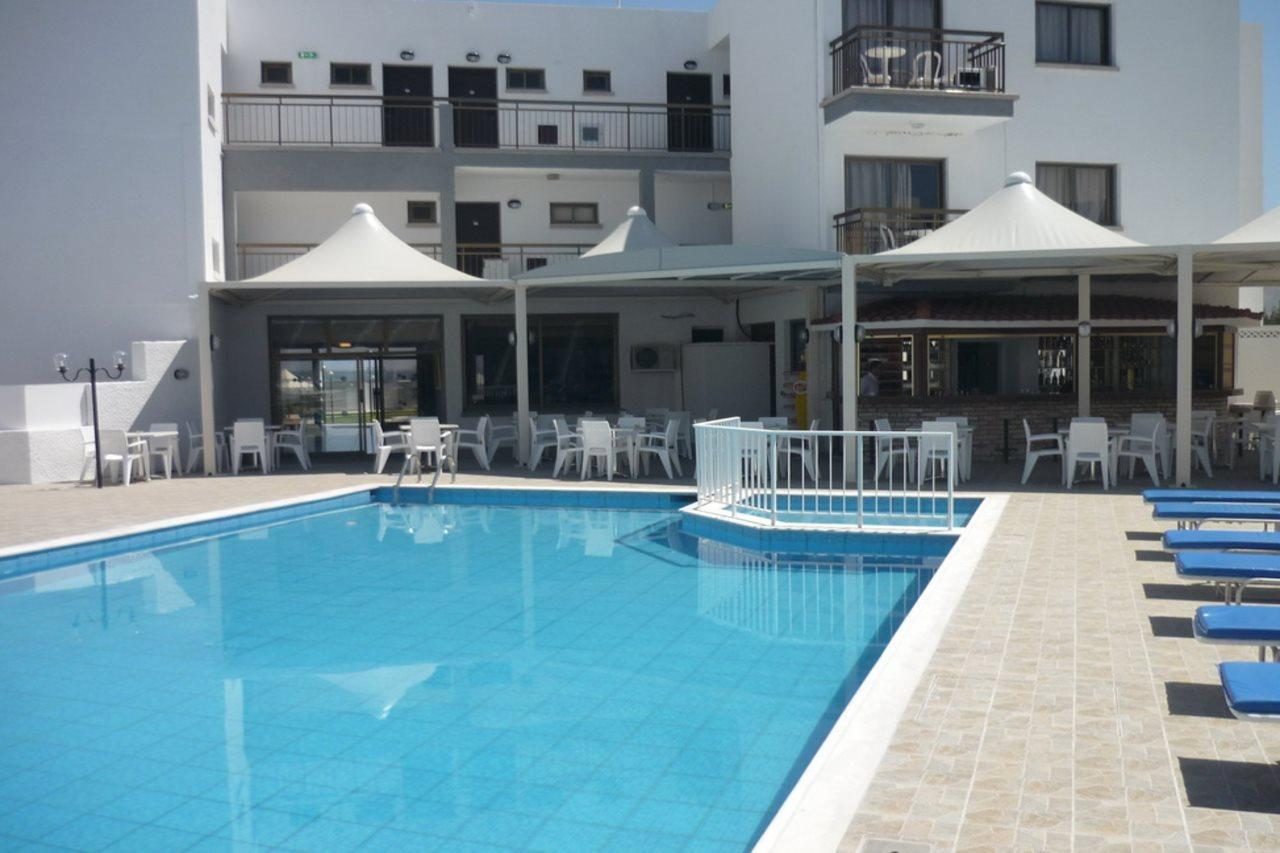 Penelope Beach Hotel Pernera Bagian luar foto