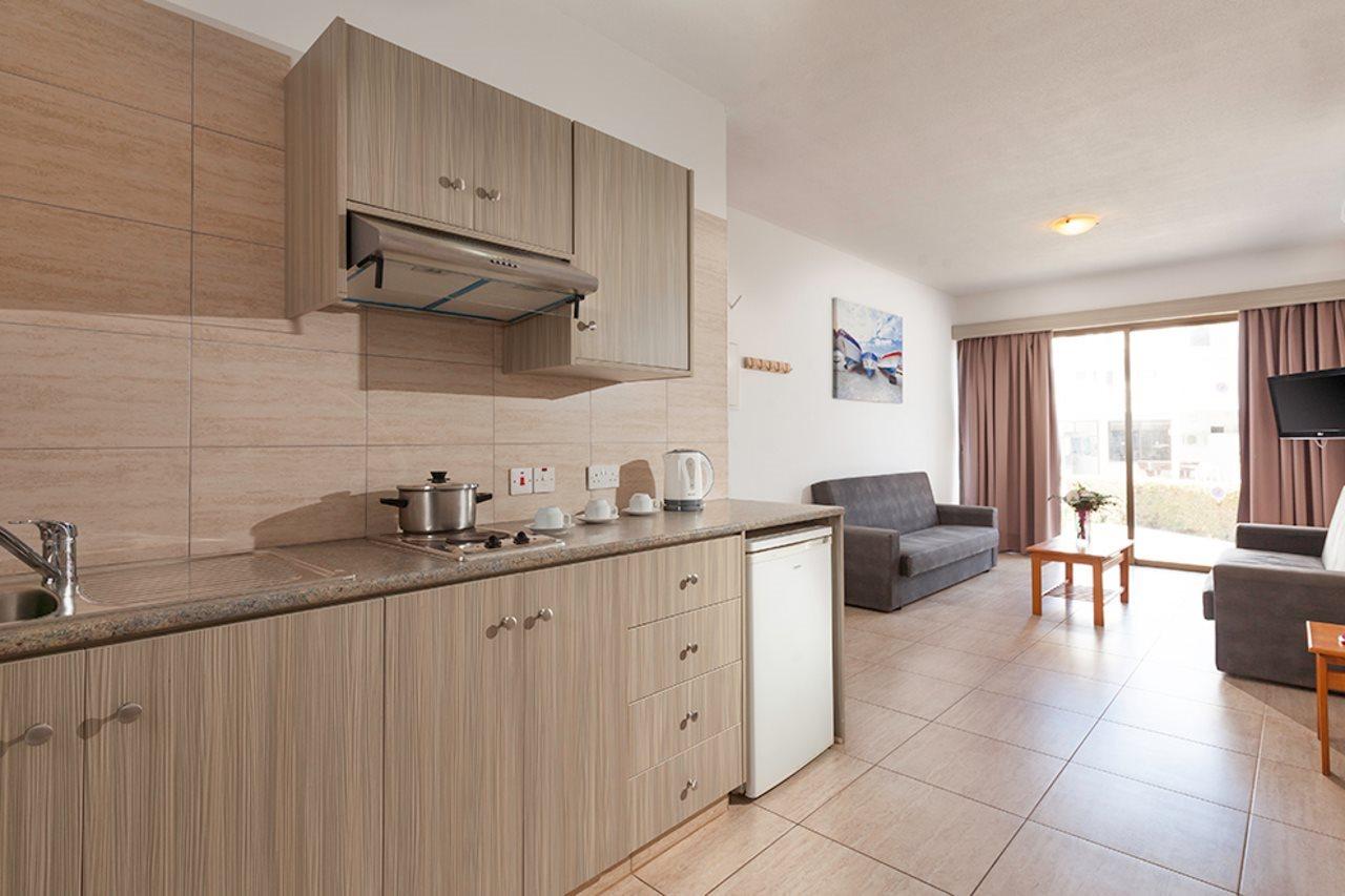Penelope Beach Hotel Pernera Bagian luar foto